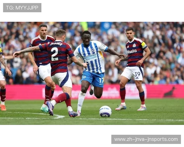 英超纽卡斯尔联队各赛季球衣回顾与对比